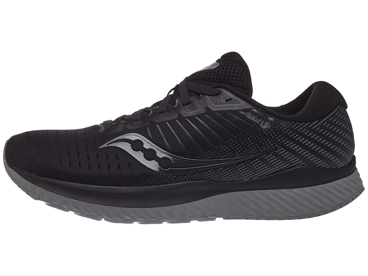 saucony triumph 13 nere