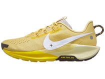 Nike Pegasus Trail 5 Herren Laufschuh Gold/Wei&#xDF;
