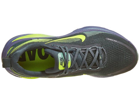 Nike Vomero 18\Mens Shoes\Seaweed/Volt/Purple