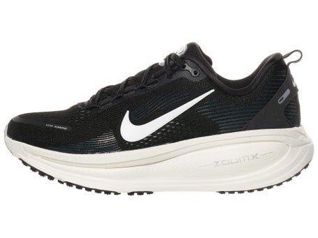Nike Vomero 18\Womens Shoes\Black/Summit/Coconut Milk