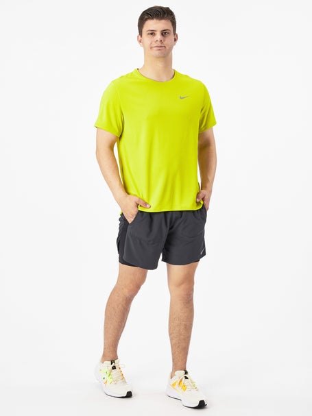 T-shirt Homme Nike Dri-FIT UV Miler - Running Warehouse Europe