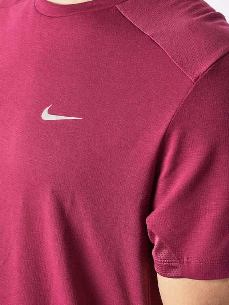 amor popular astronauta Nike Men's Dri-FIT Run Division Rise 365 T-Shirt - Running Warehouse Europe
