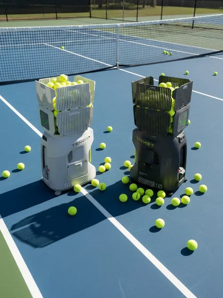 Tenniix Pro AI Ballmaschine Jet Black