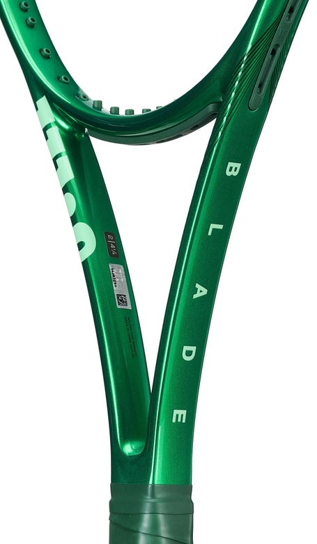 Wilson Blade 98 16x19 v10 Tennisschläger