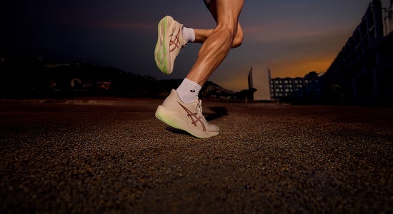ASICS Novablast 6